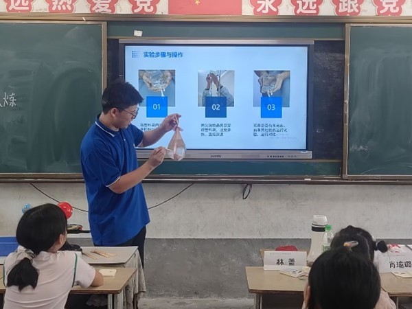 探索未來之門，2024年一肖一碼一中