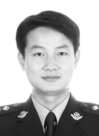 襄陽市公安局新任命的何俊虎局長，引領(lǐng)公安事業(yè)邁向新高度